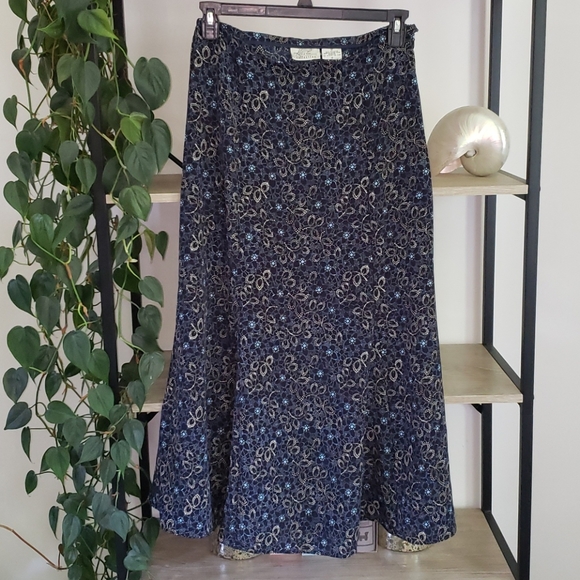 Katie Lee Navy Blue Skirt - Picture 1 of 2